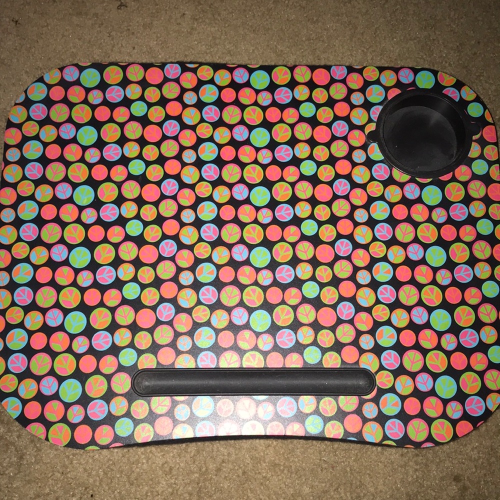 Lap desk